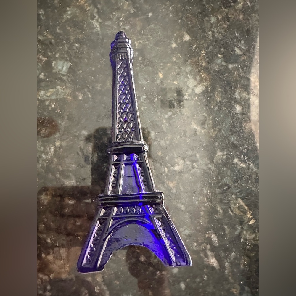 Eiffel Tower blue glass figurine/ornament